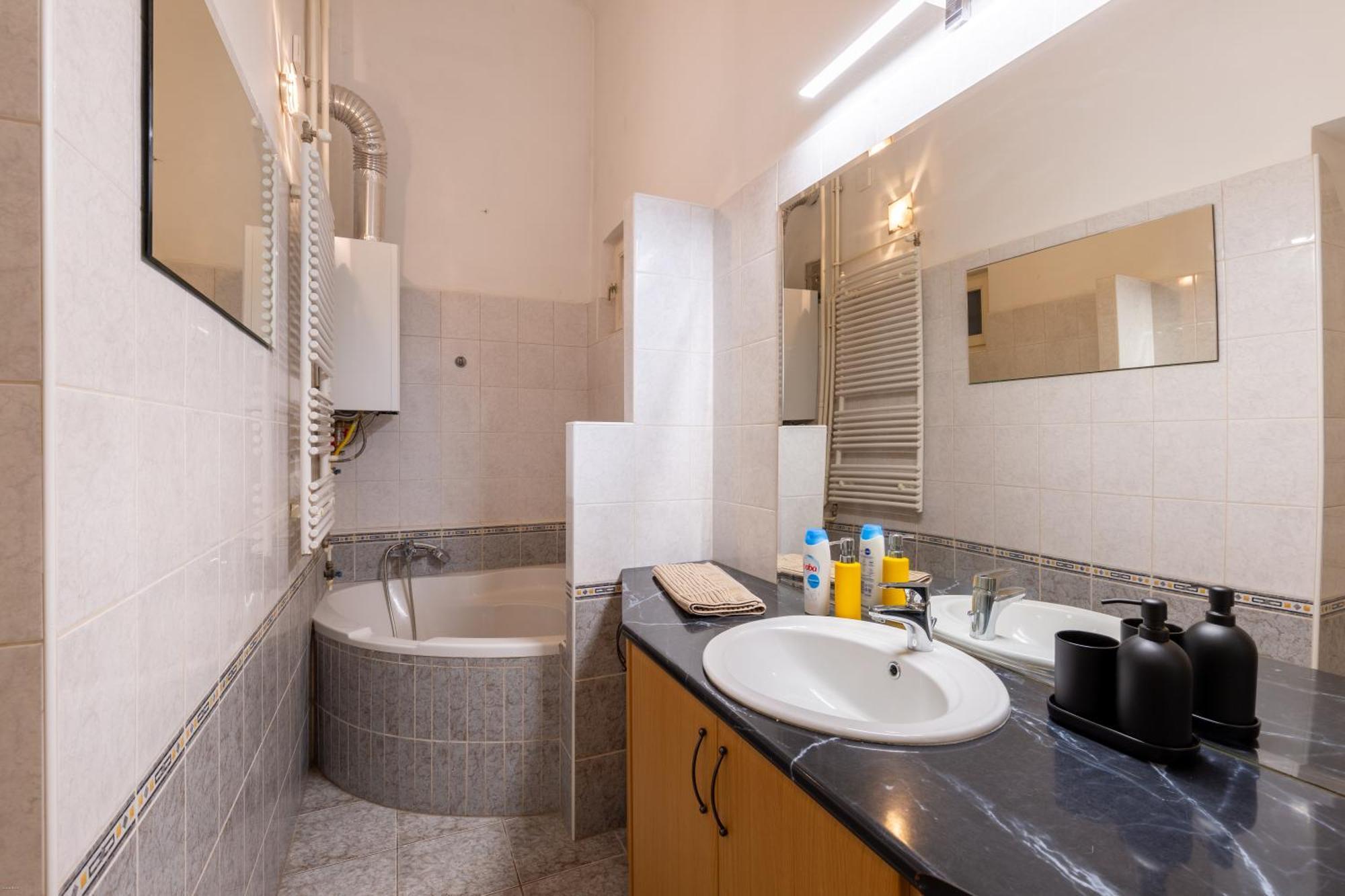D8 Sphinx Apartman Budapest Exterior photo